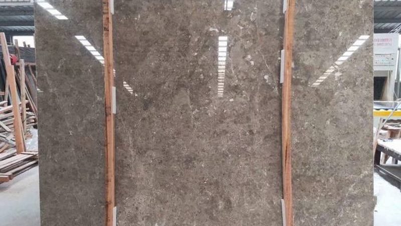 岩板台面裂纹产生的原因有很多，主要包括以下几种：